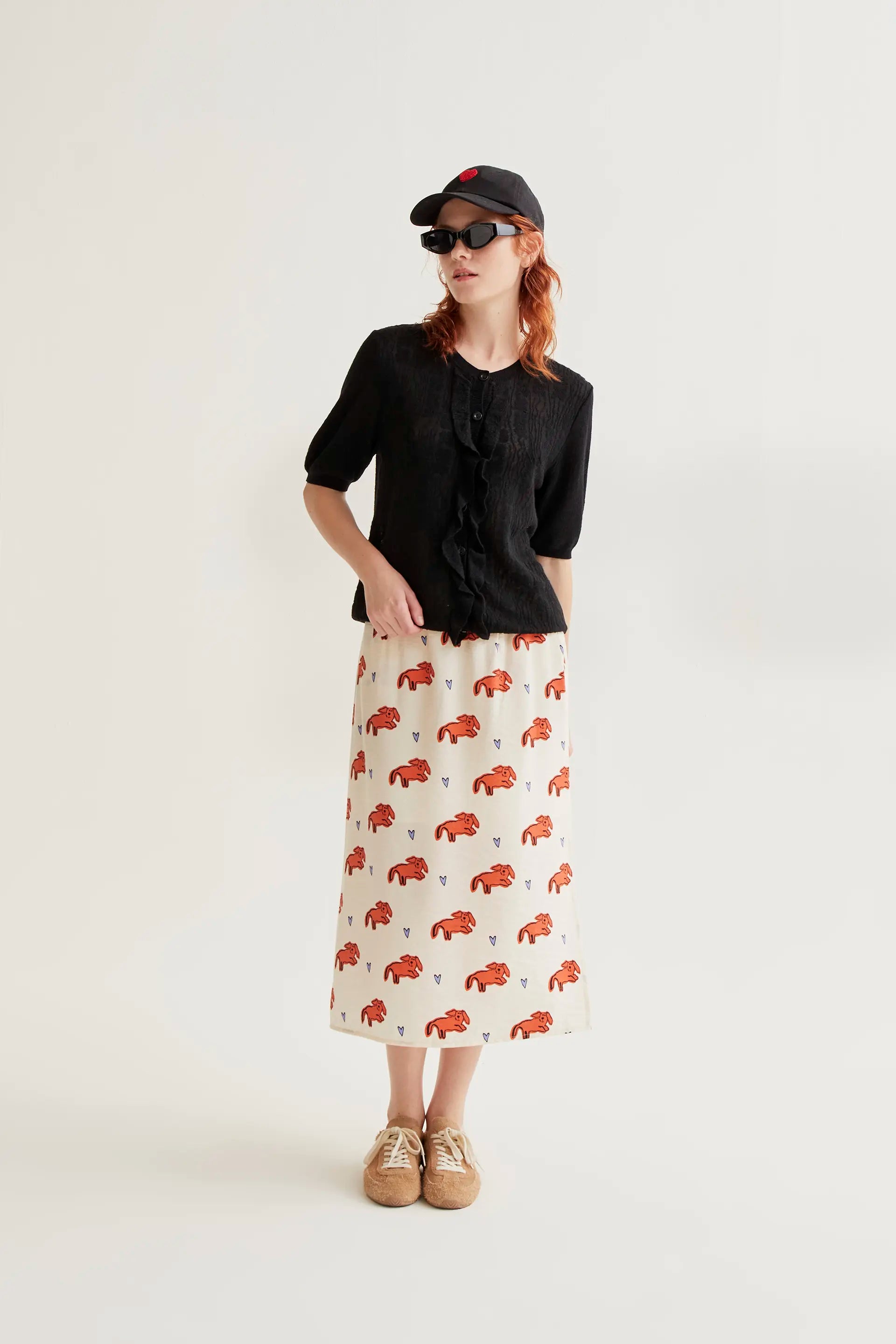 Cárdigan punto floral negro con volantes