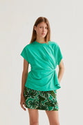 Camiseta 100% algodón verde con nudo lateral