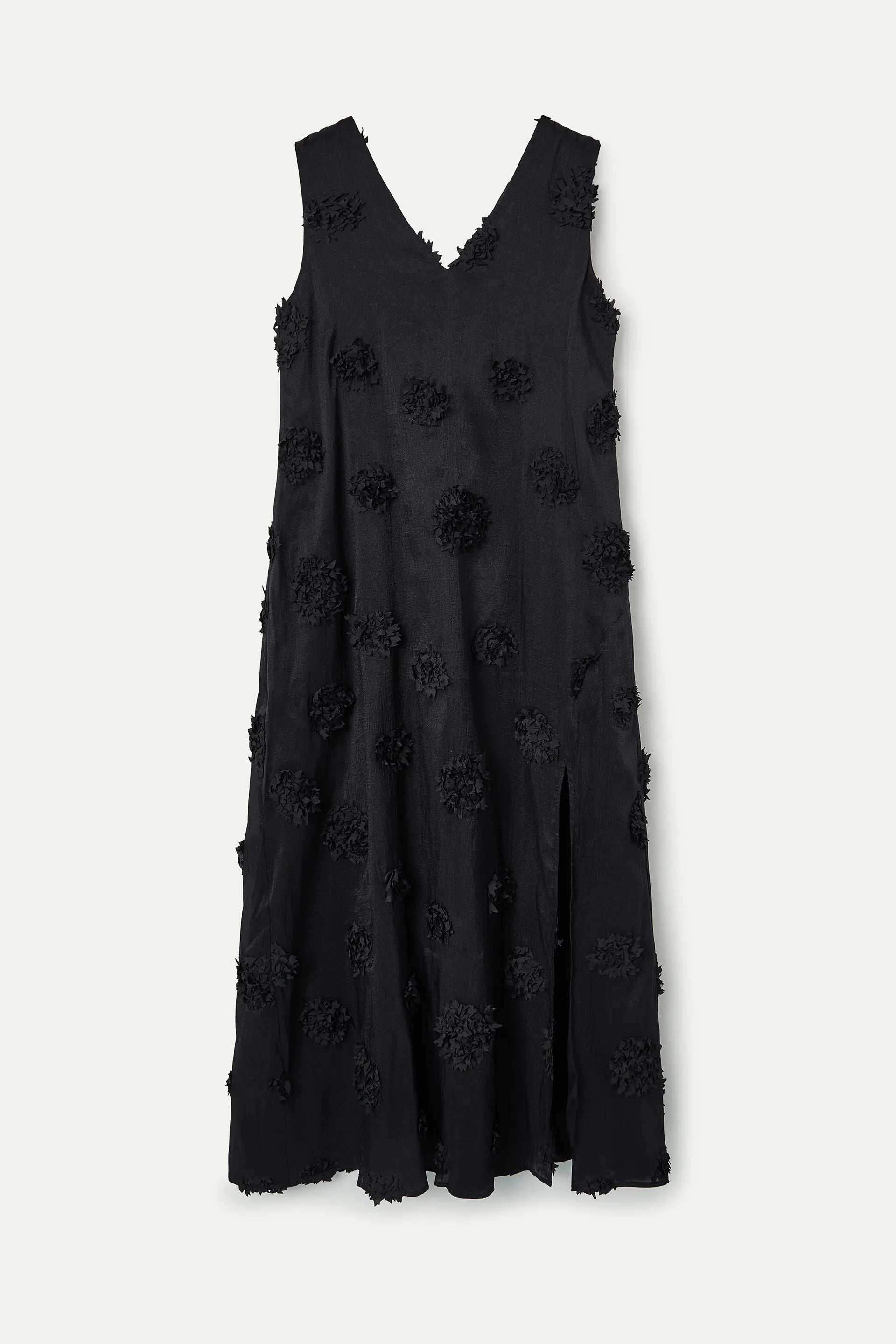 Vestido largo negro con detalle floral