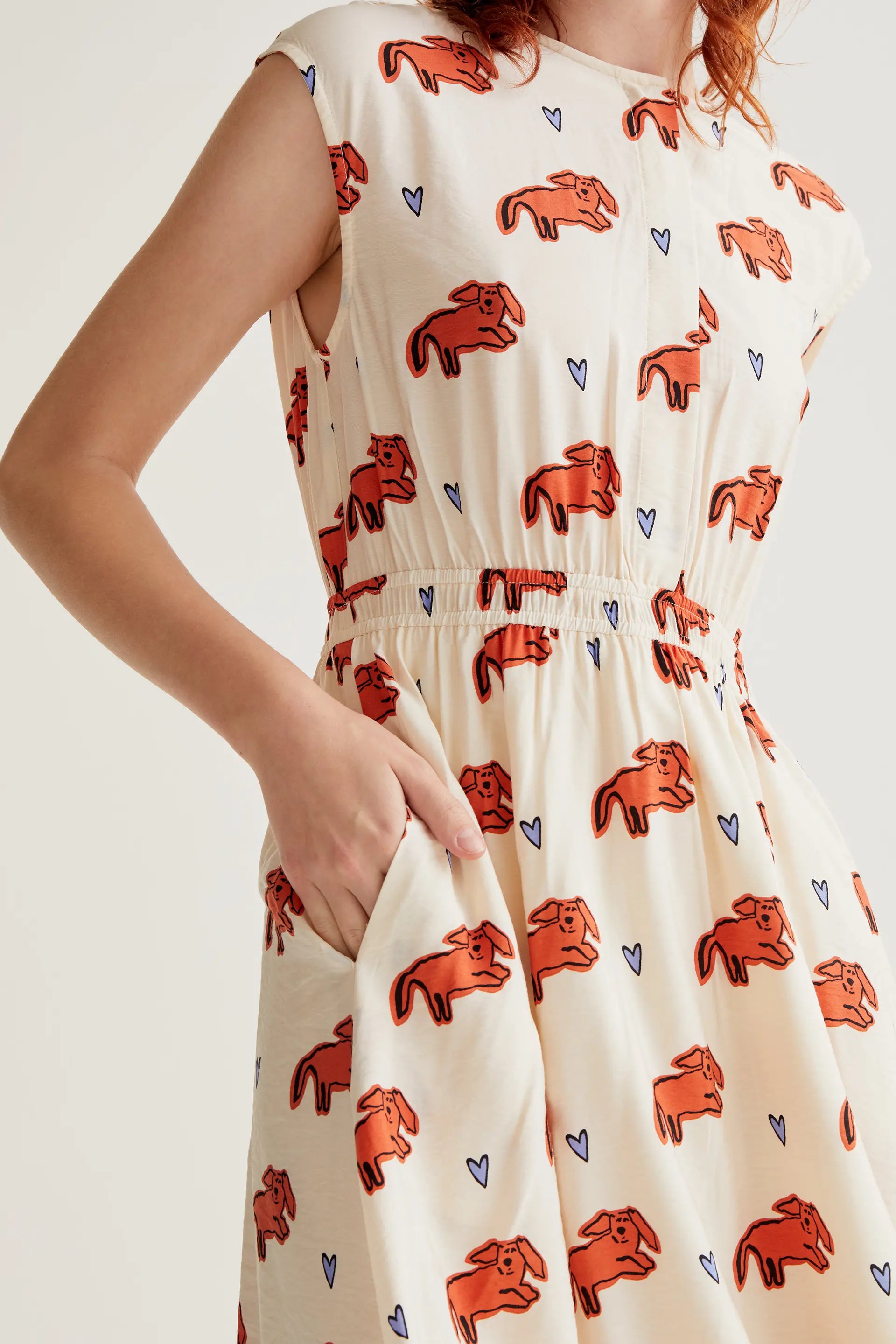 Vestido midi con estampado Tochi