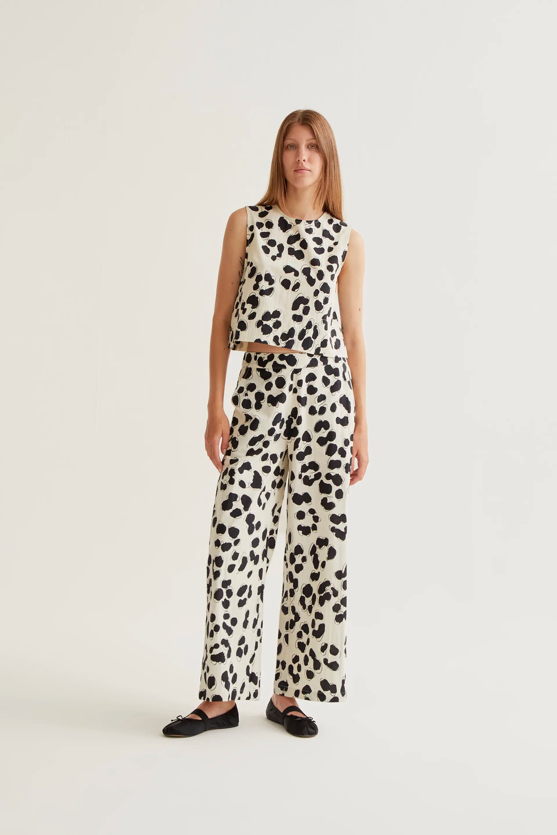 Pantalón con estampado Dalmatian
