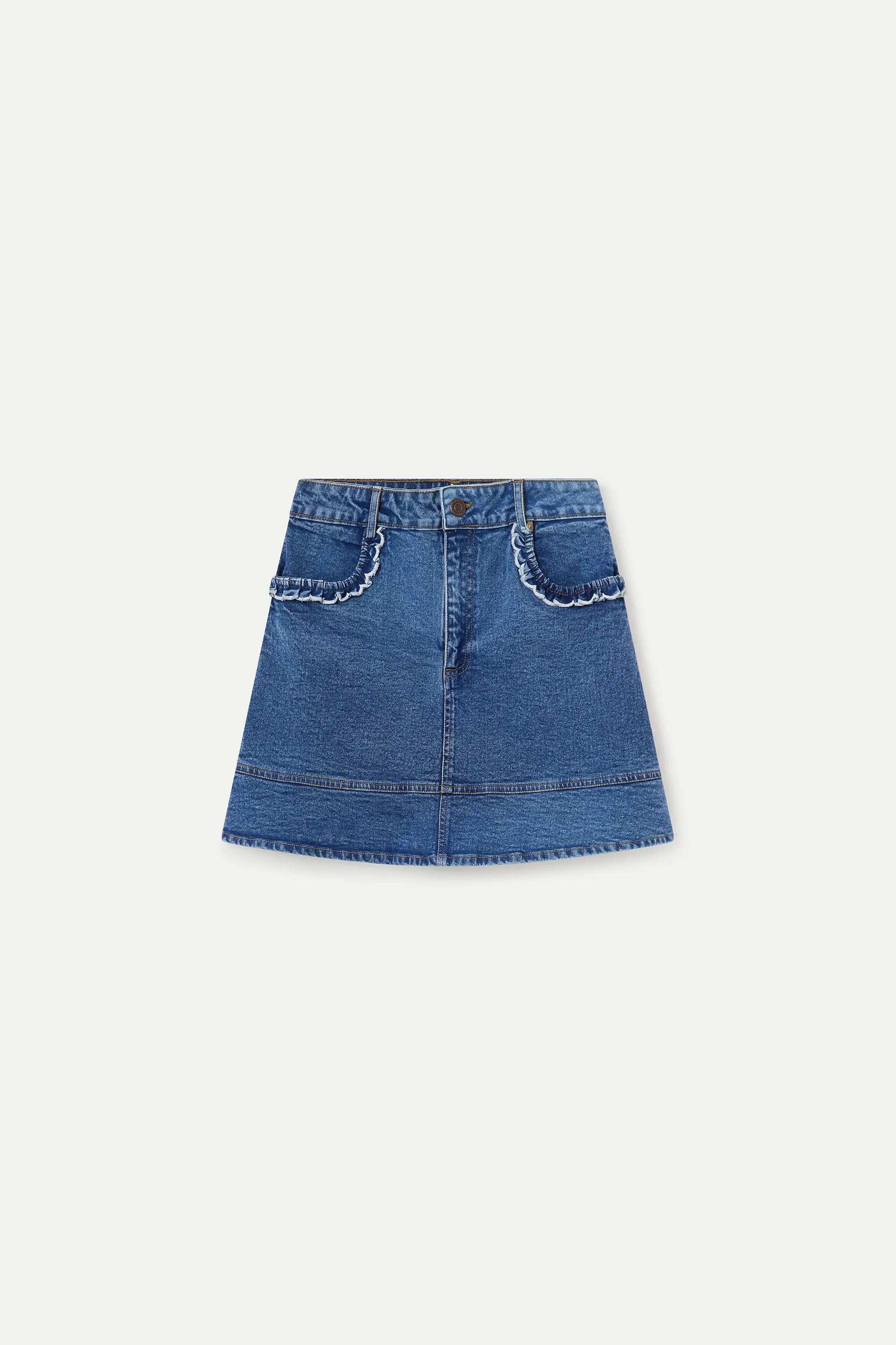 Falda denim azul con detalle de volantes