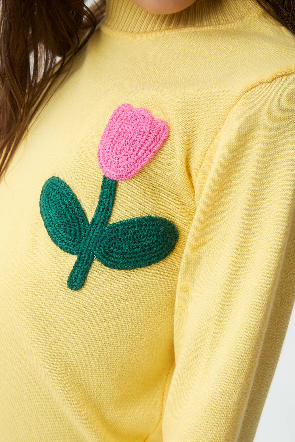 Jersey de niña punto con bordado de flor