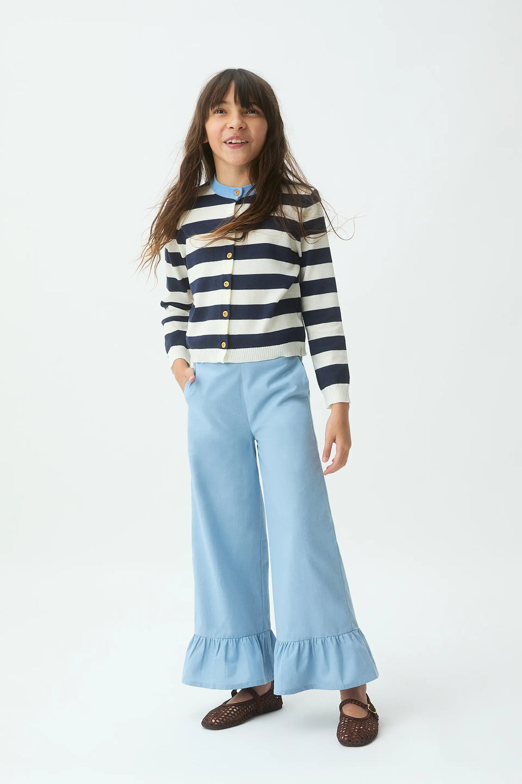 Cárdigan de niña con estampado con rayas blanco y azul