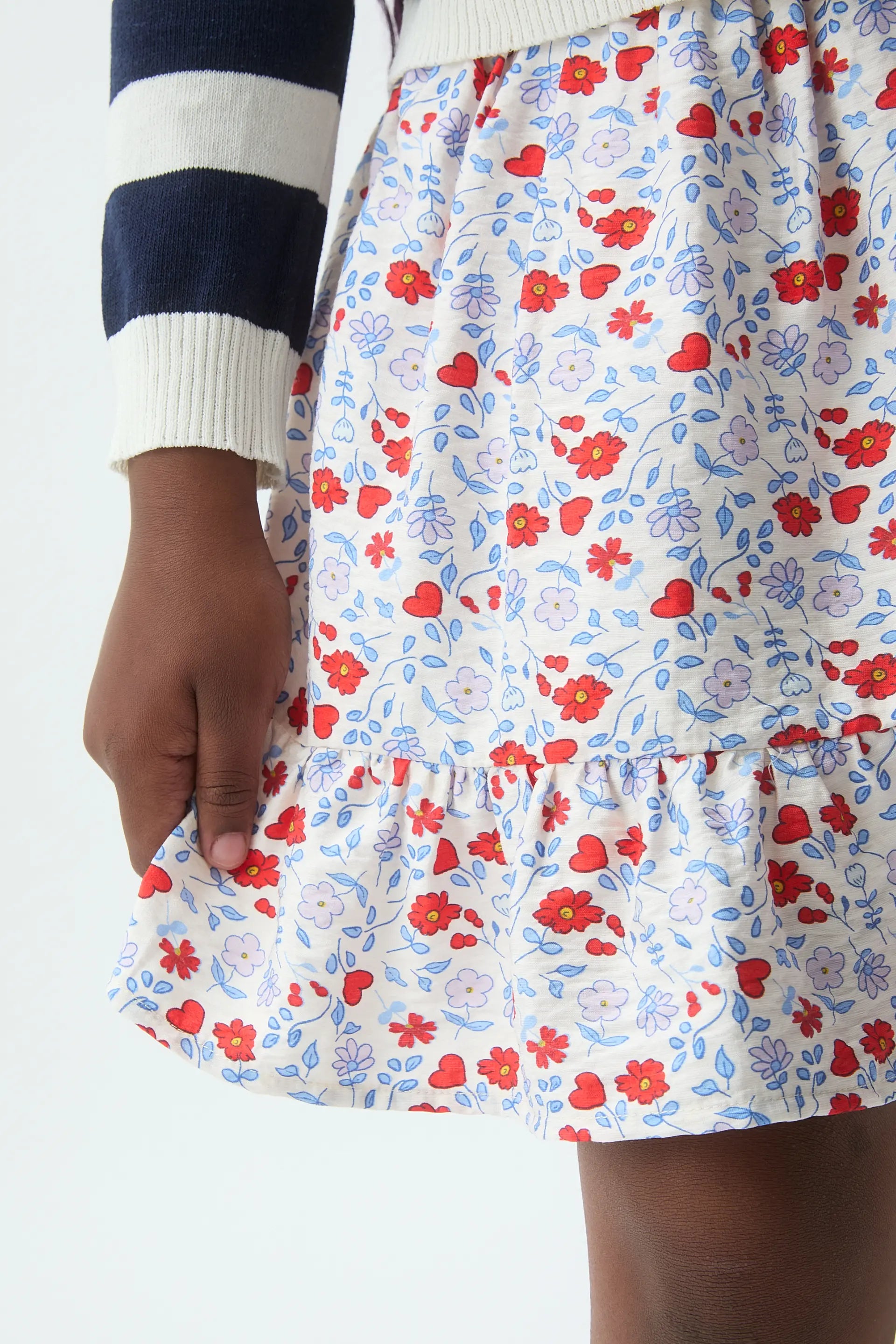 Falda corta de ni?a con estampado Cute