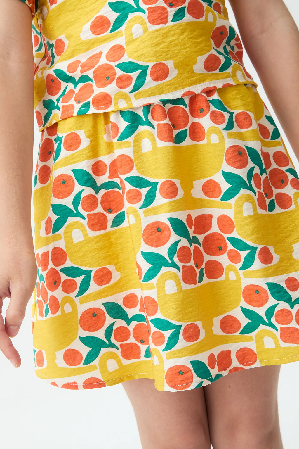 Falda corta de ni?a con estampado Citrus