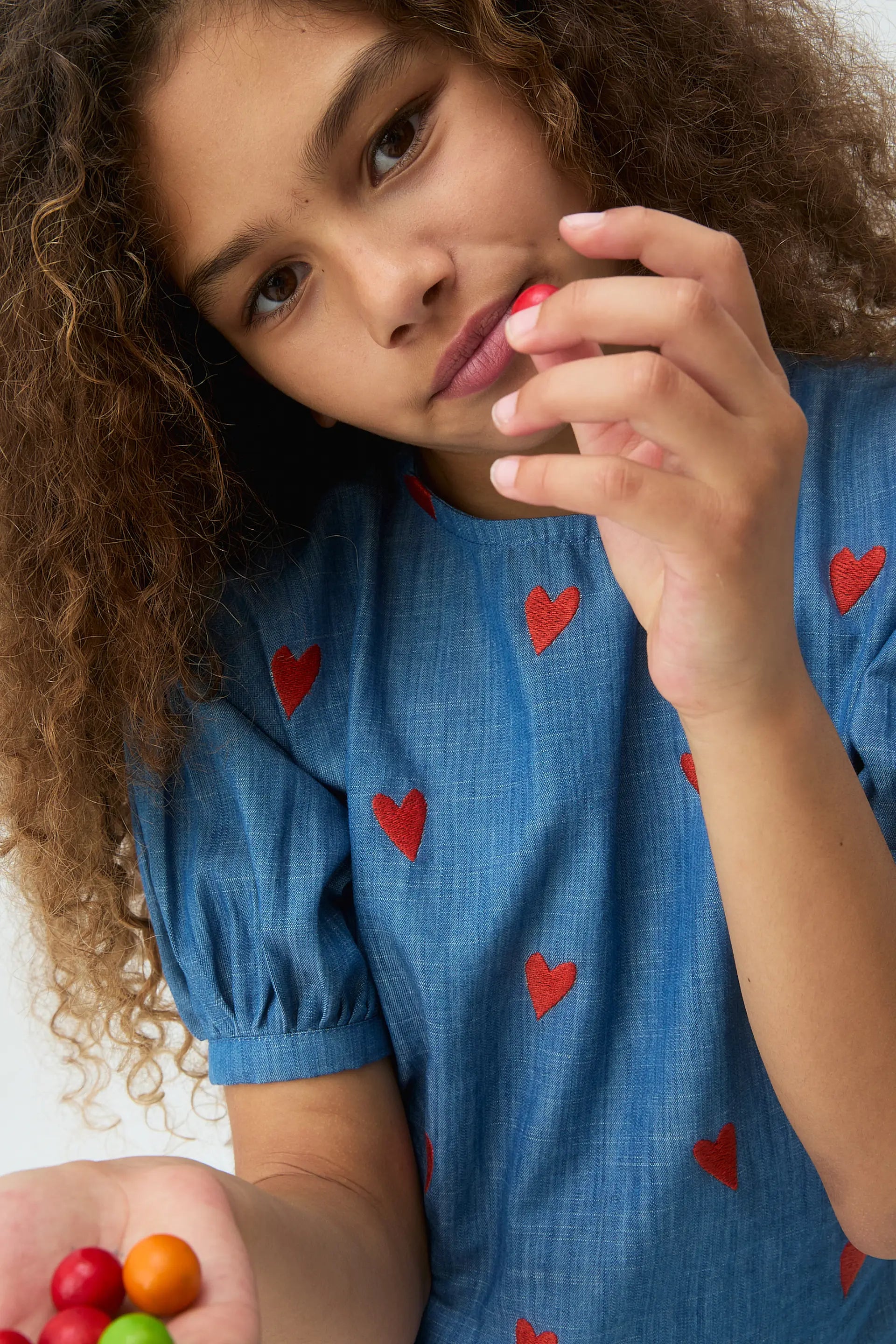 Top de ni?a 100% algod¨®n Chambray con corazones