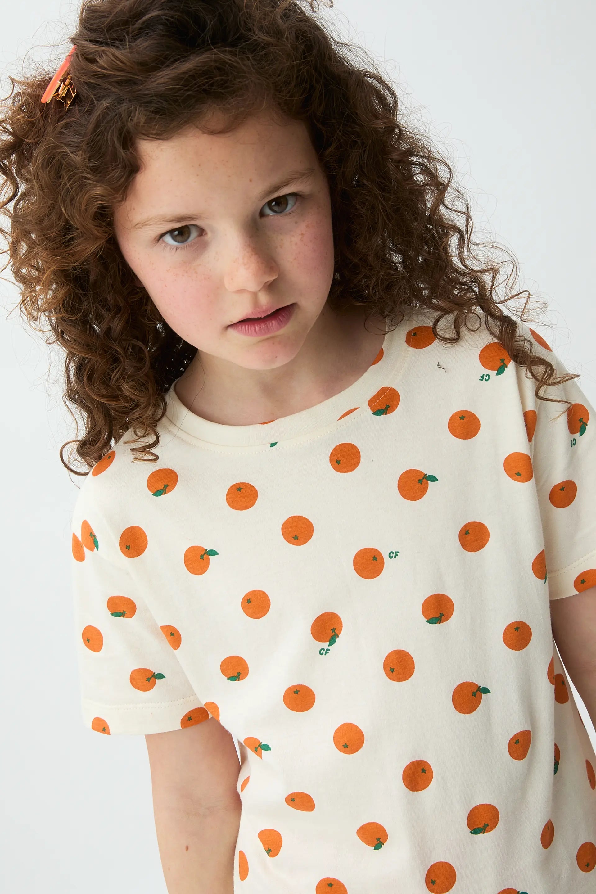 Camiseta de ni?a con estampado de naranjas