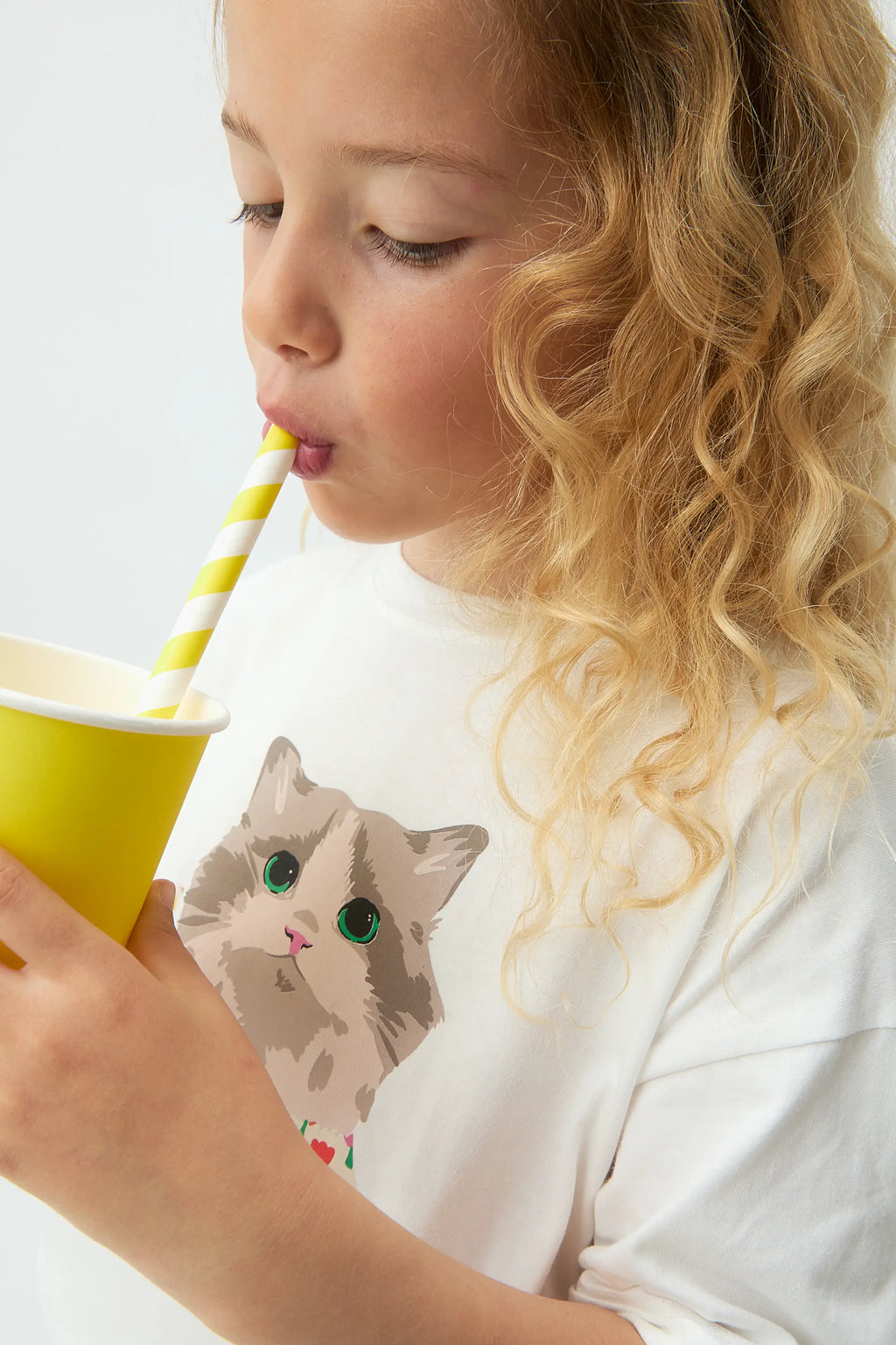 Camiseta de ni?a con estampado de Gatito