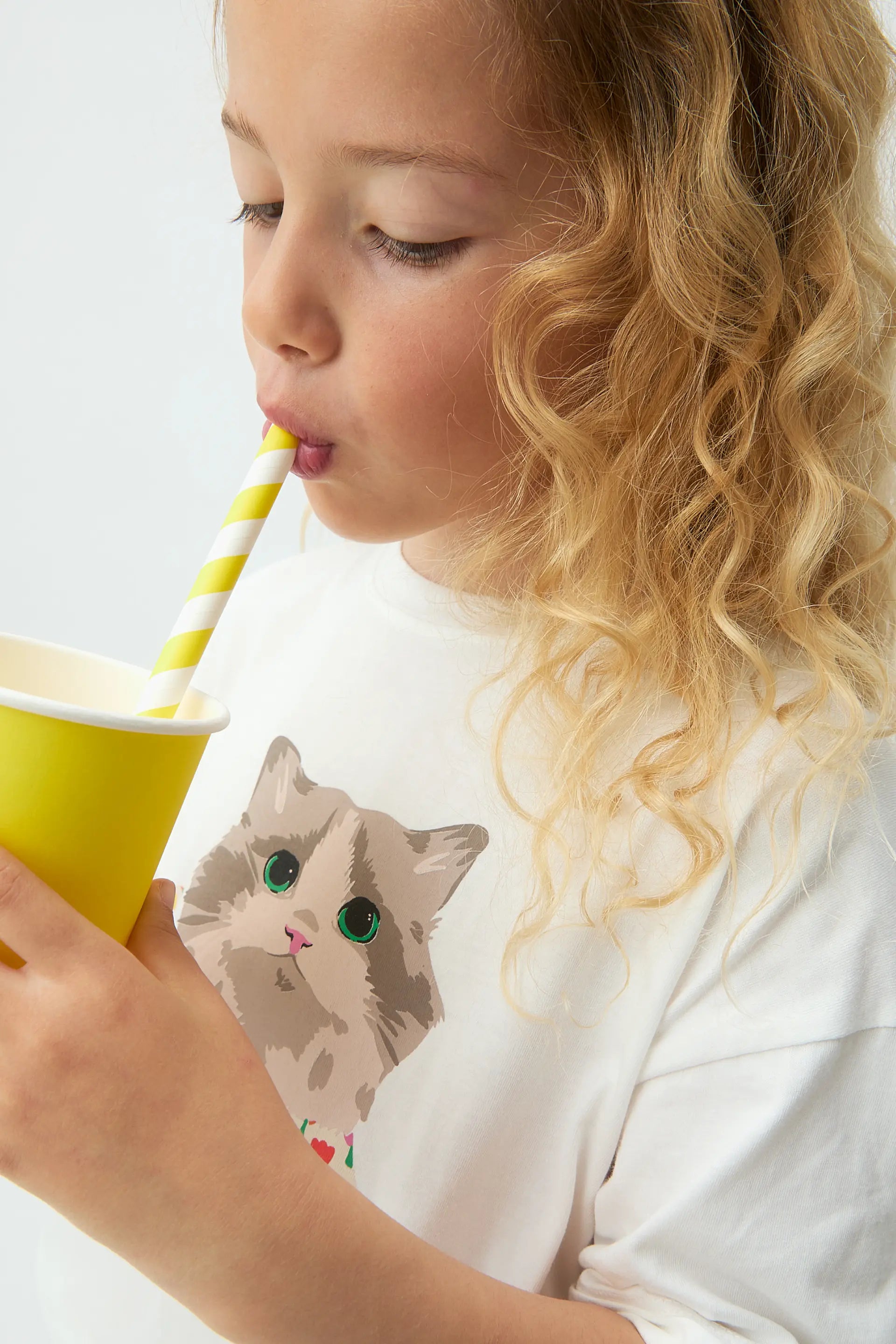 Camiseta de ni?a con estampado de Gatito