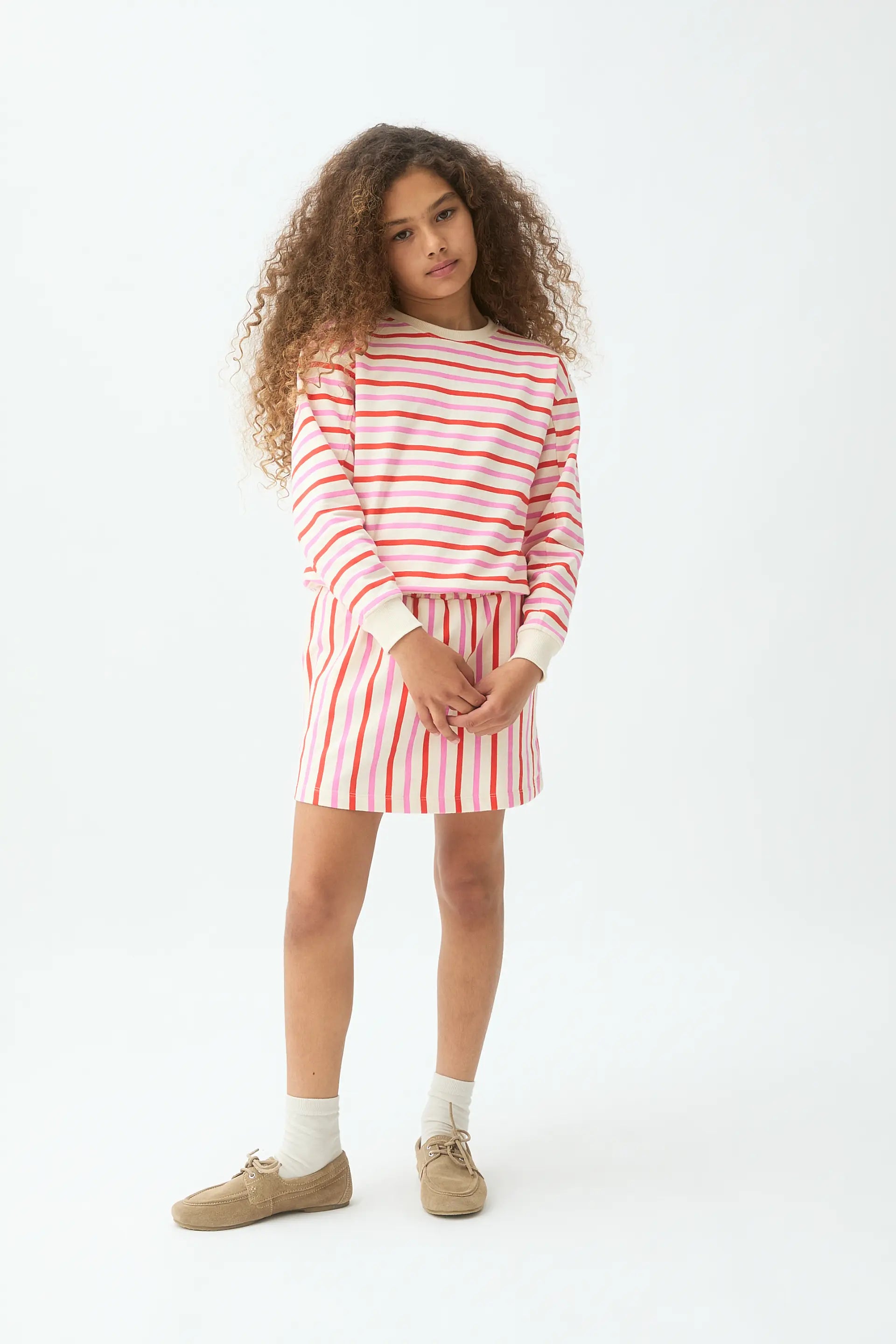 Falda corta de ni?a estampado de rayas rosa y rojo