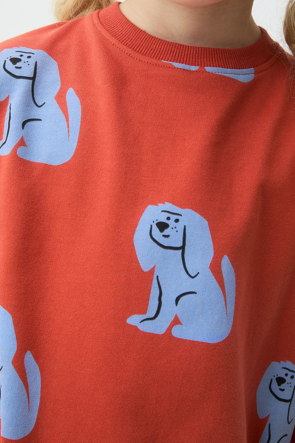 Sudadera de niña con estampado de perrito