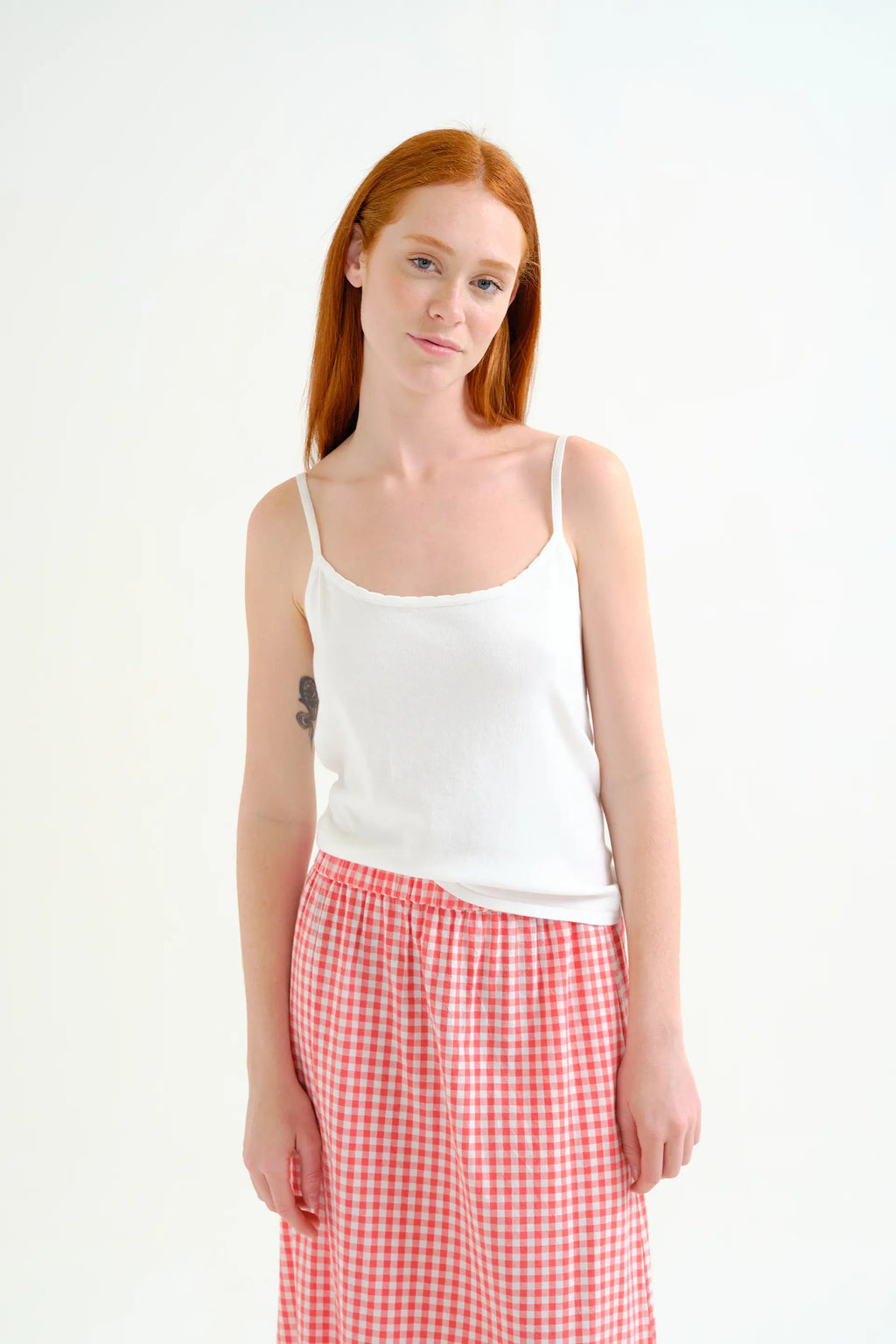 Top b¨¢sico de tirantes blanco
