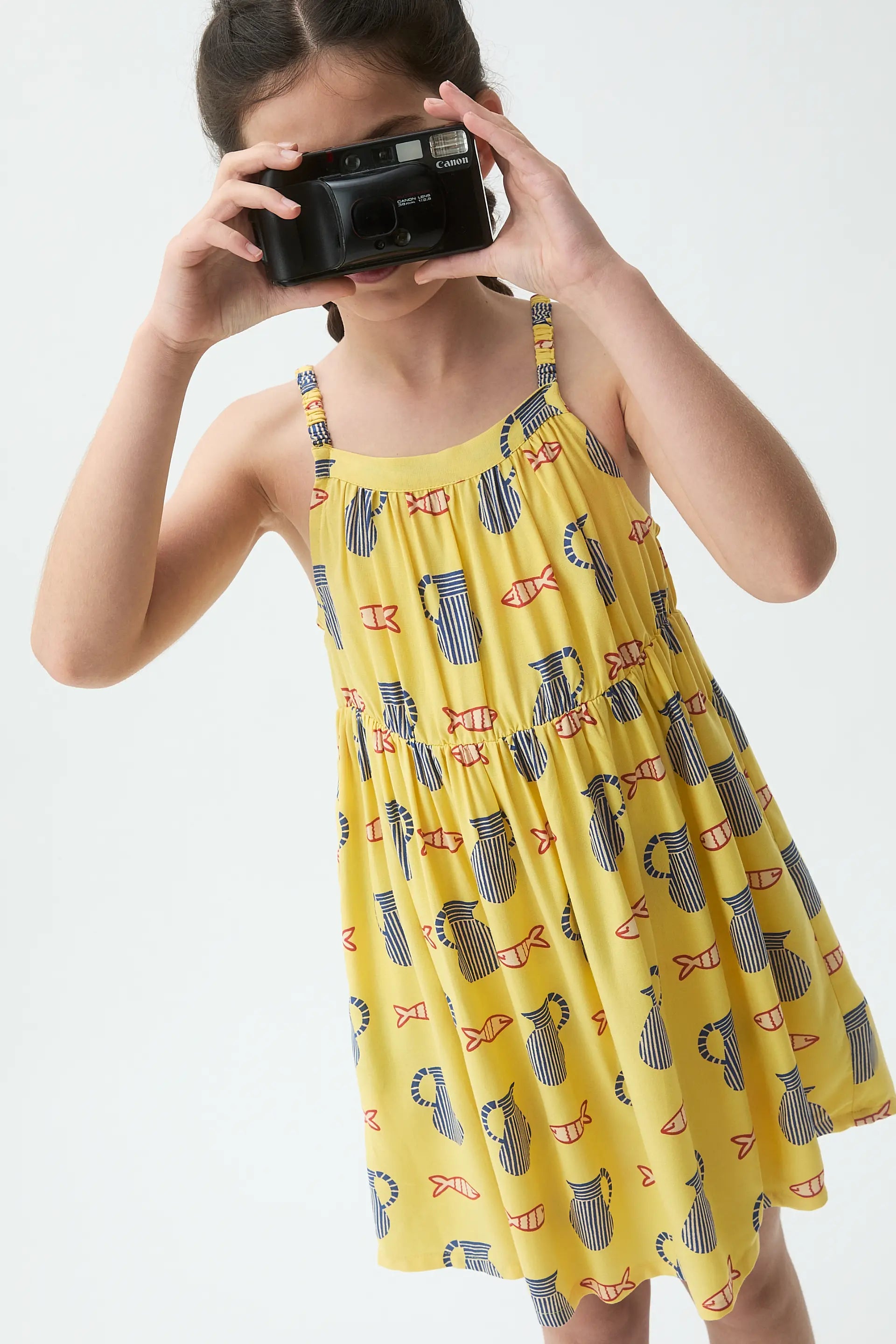 Vestido corto de ni?a con estampado Brava